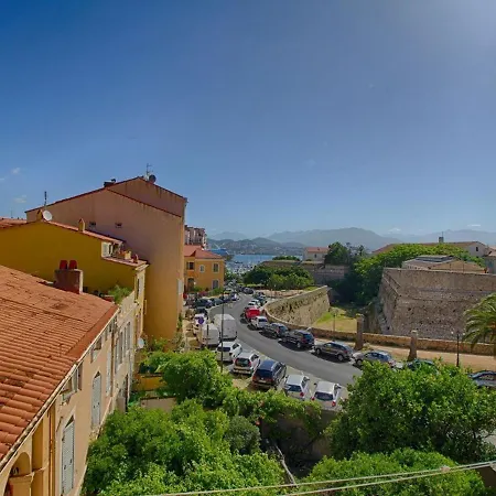 Apartment Ajaccio: Charmant T3, 4 Pers, Wifi, Centre-ville - Fr-1-61-475